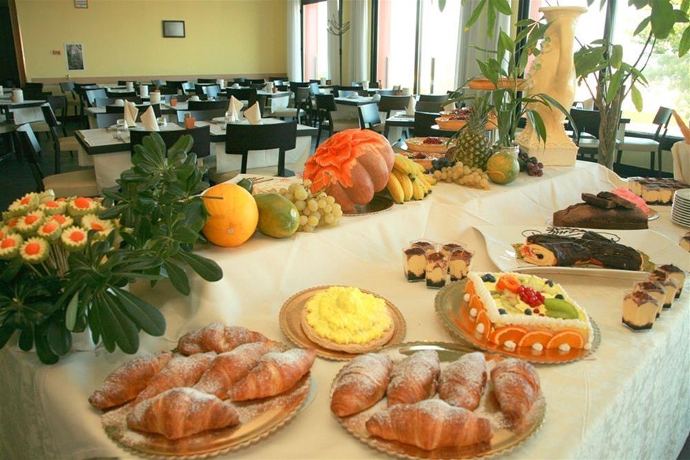 里米尼科拉洛酒店 外观 照片